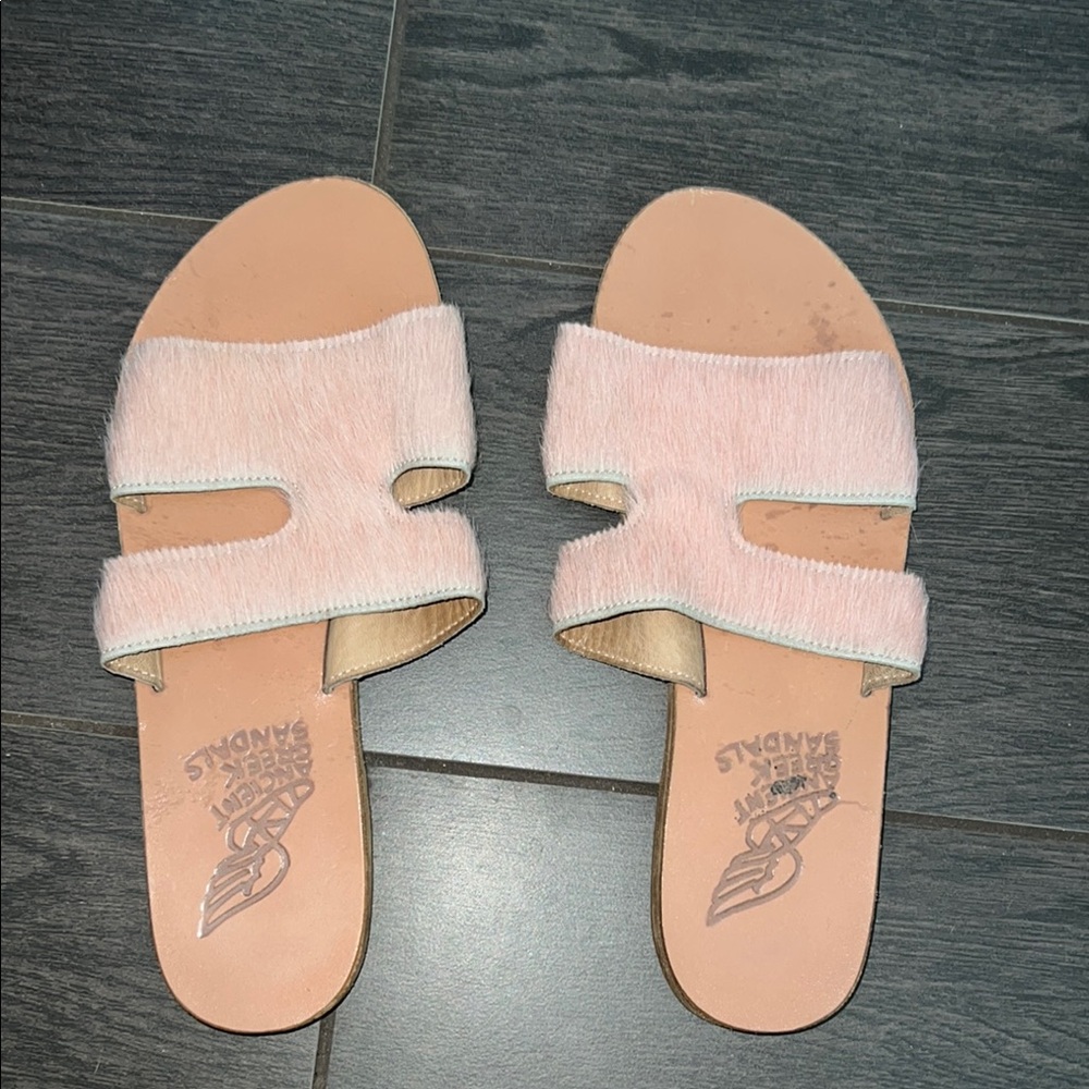Ancient Greek Sandal Apteros pale blush pony hair 37